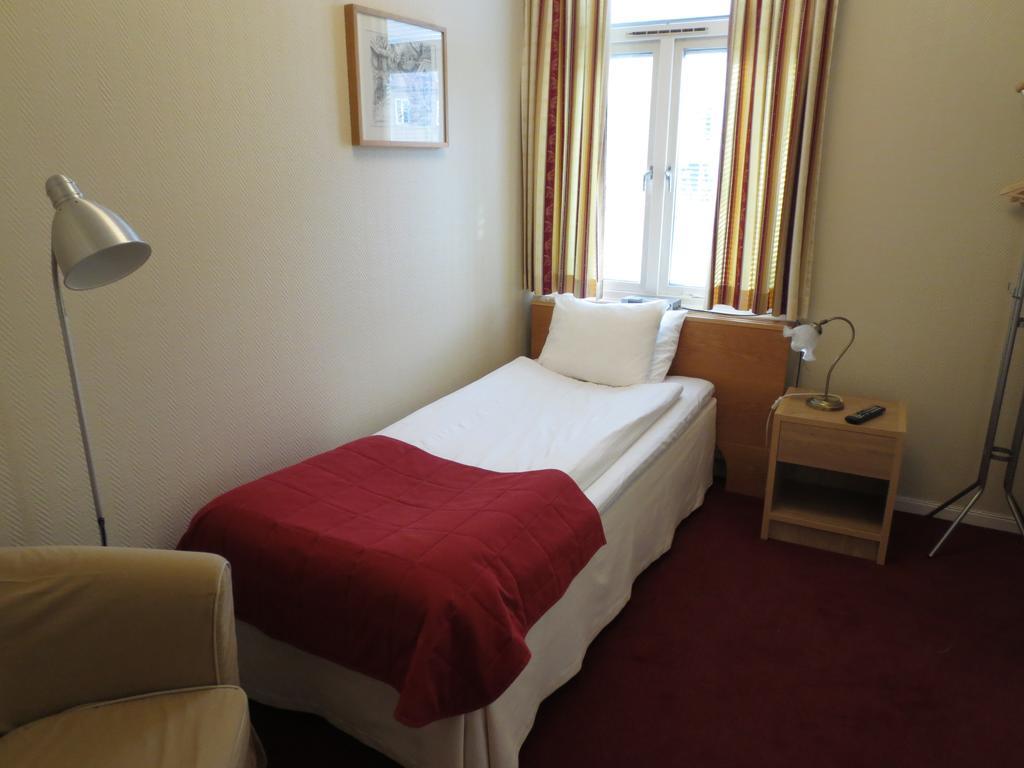 Hotell S:T Olof Falkoping Room photo